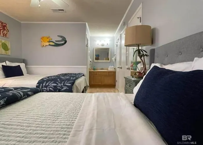 Pet Friendly Access Sleeps 6 Paradise Isle *