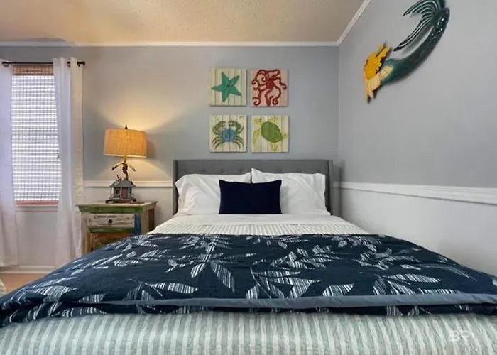 Apartment Pet Friendly Access Sleeps 6 Paradise Isle